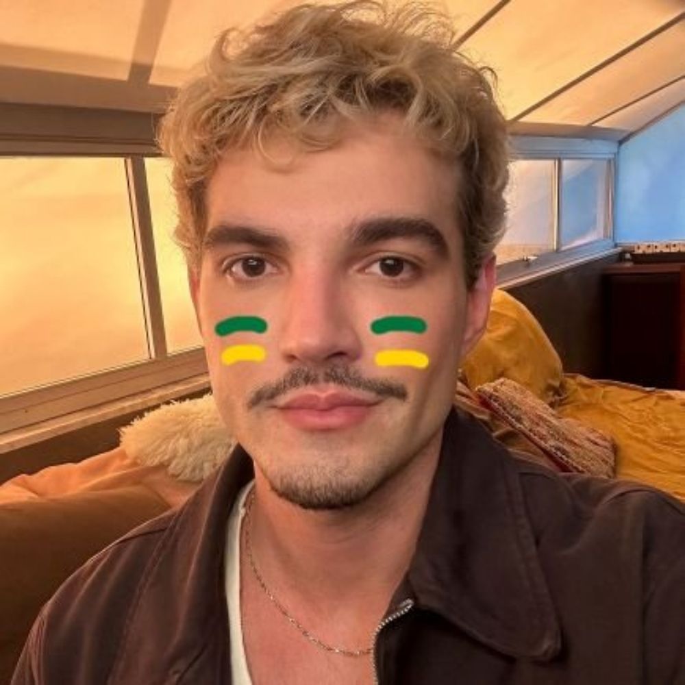 cah⚢︎ viu o lou e vai (re)ver o jão