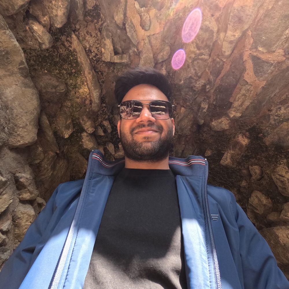 Aniket ⚡️