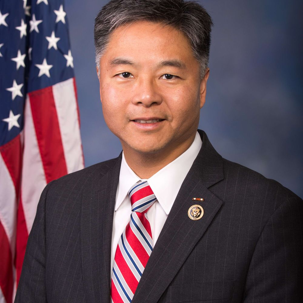 Profile picture reptedlieu.bsky.social