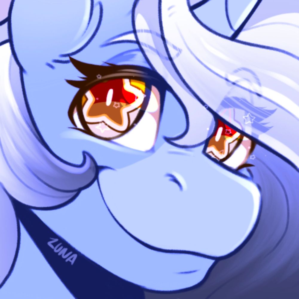 • Luna! •