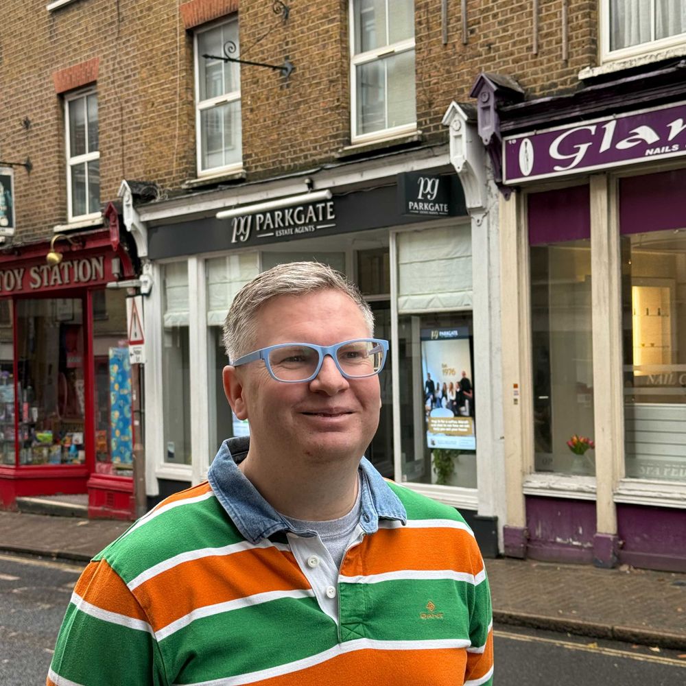 Dr Tom Moore