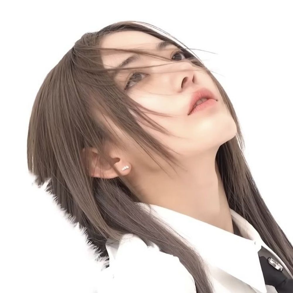𝙎𝙖𝙠𝙪𝙧𝙖.
