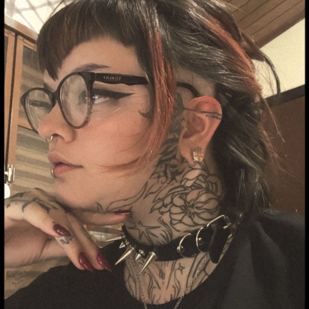 Stephanie Sazonov ༒