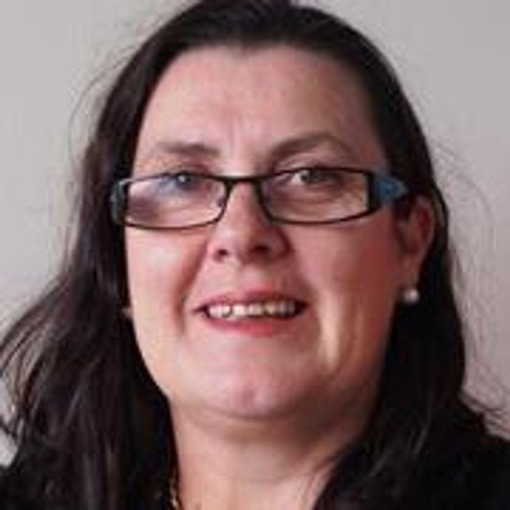 Prof Leesa Hooker