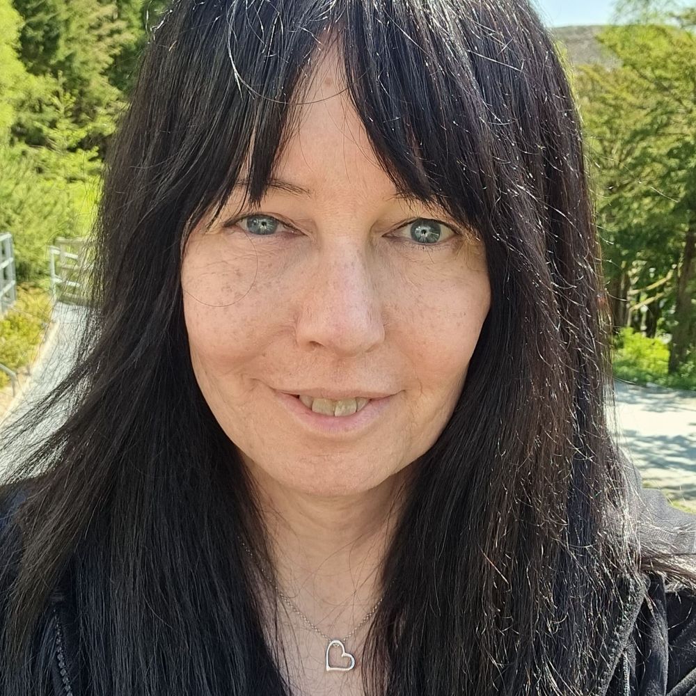 Lisa Severn's avatar