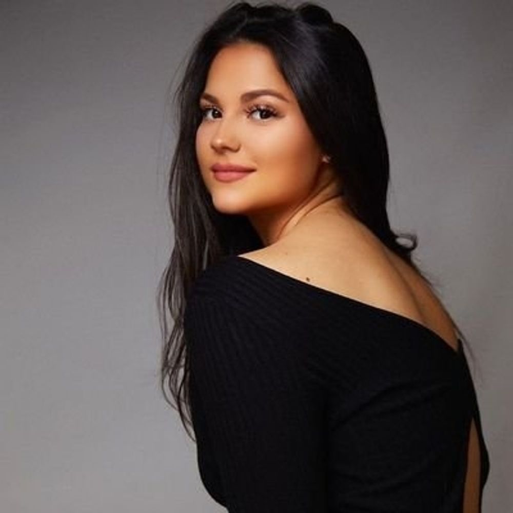 Clara Petrelli