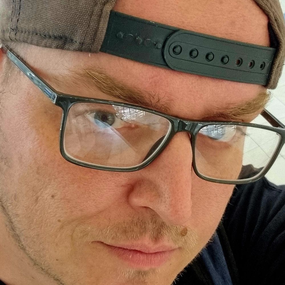Mark Monro is a government verified adult (He/Him) 🌈