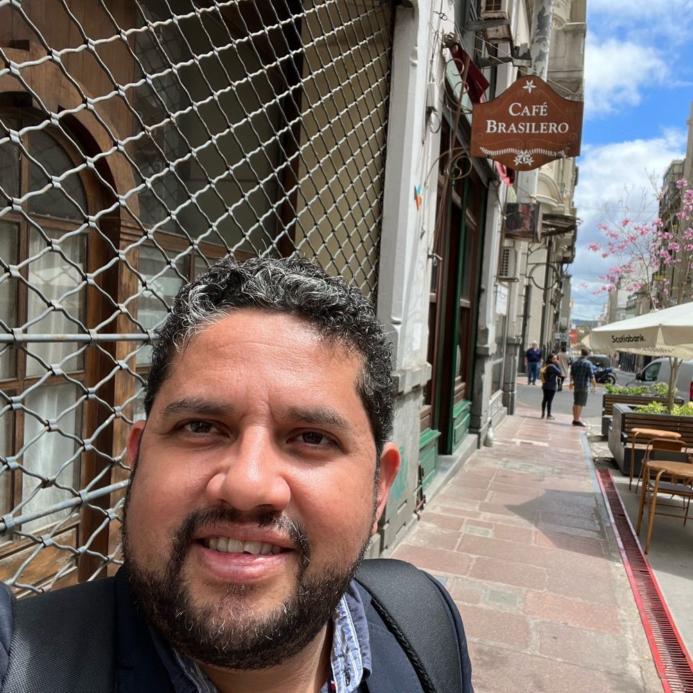 Boris Iraheta