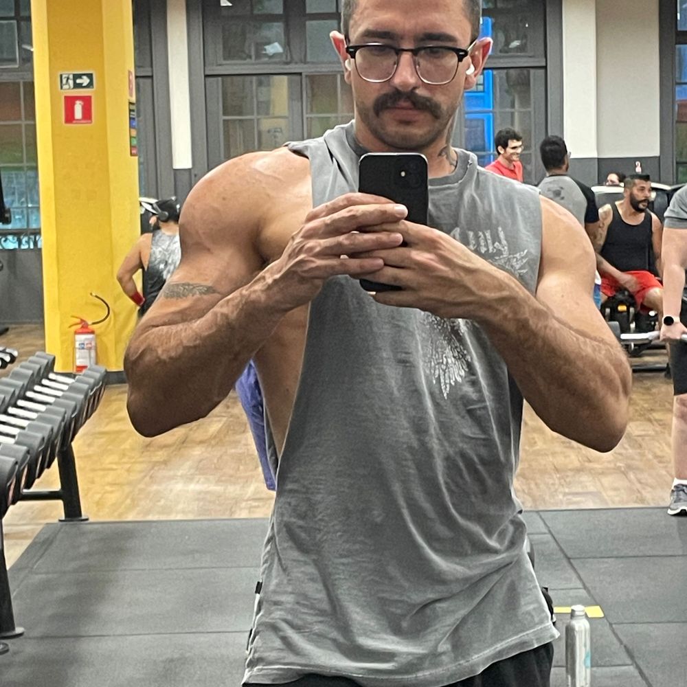 Bigodinho Bombado