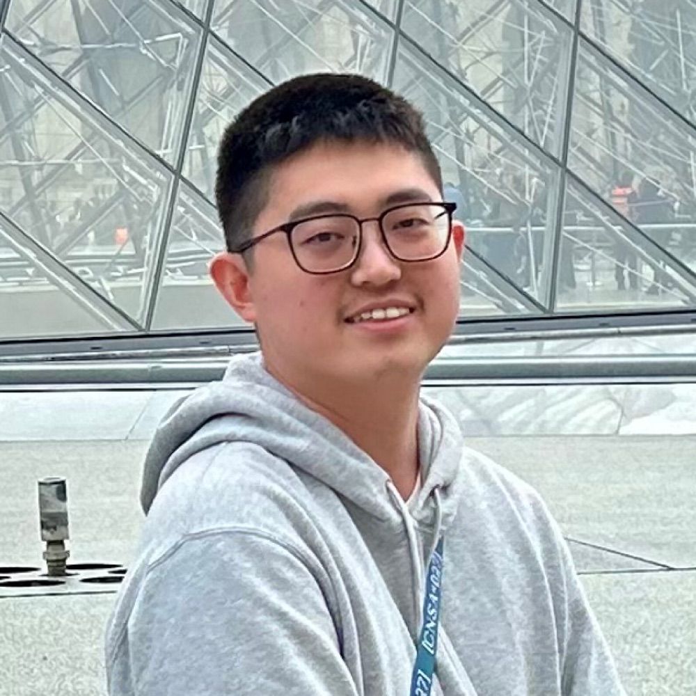 Senwei Tong