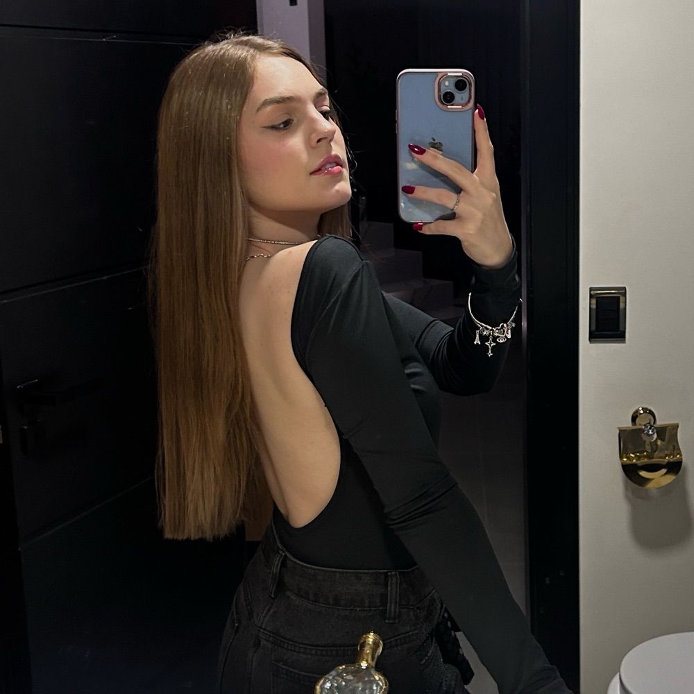 vi