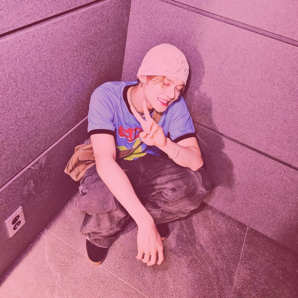 bru C9MEBACK TXT 4/11