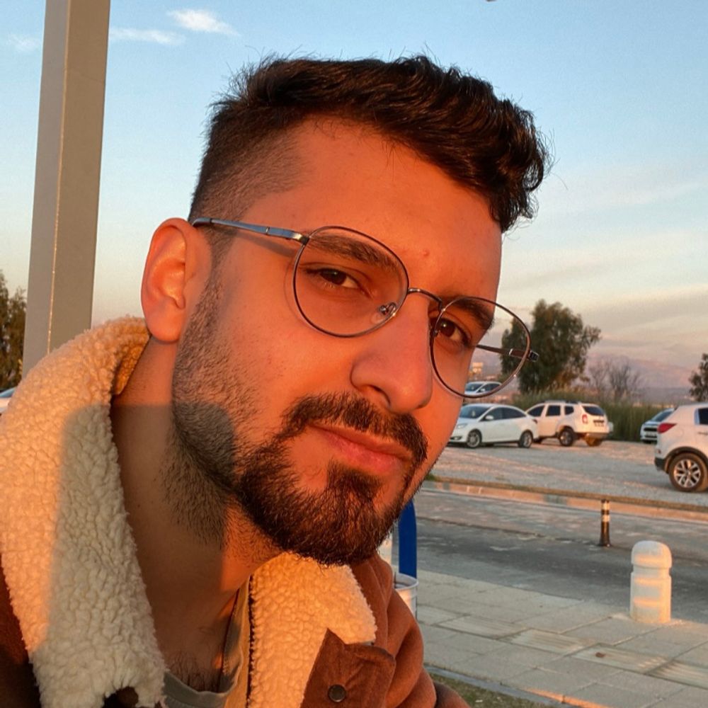 berkant akınoğlu • ⊃∪∩⪽ 🪬꩜  🍻