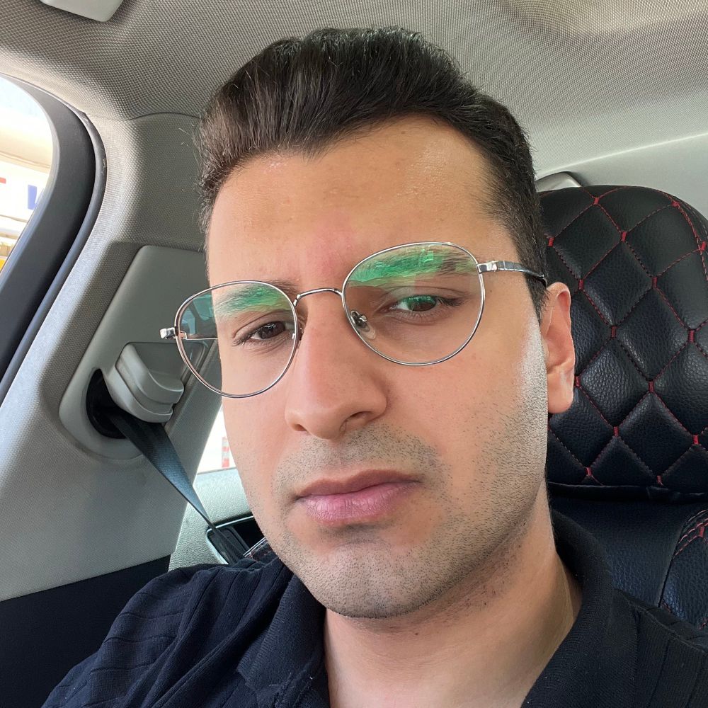 berkant akınoğlu • ⊃∪∩⪽ 🪬꩜  🍻