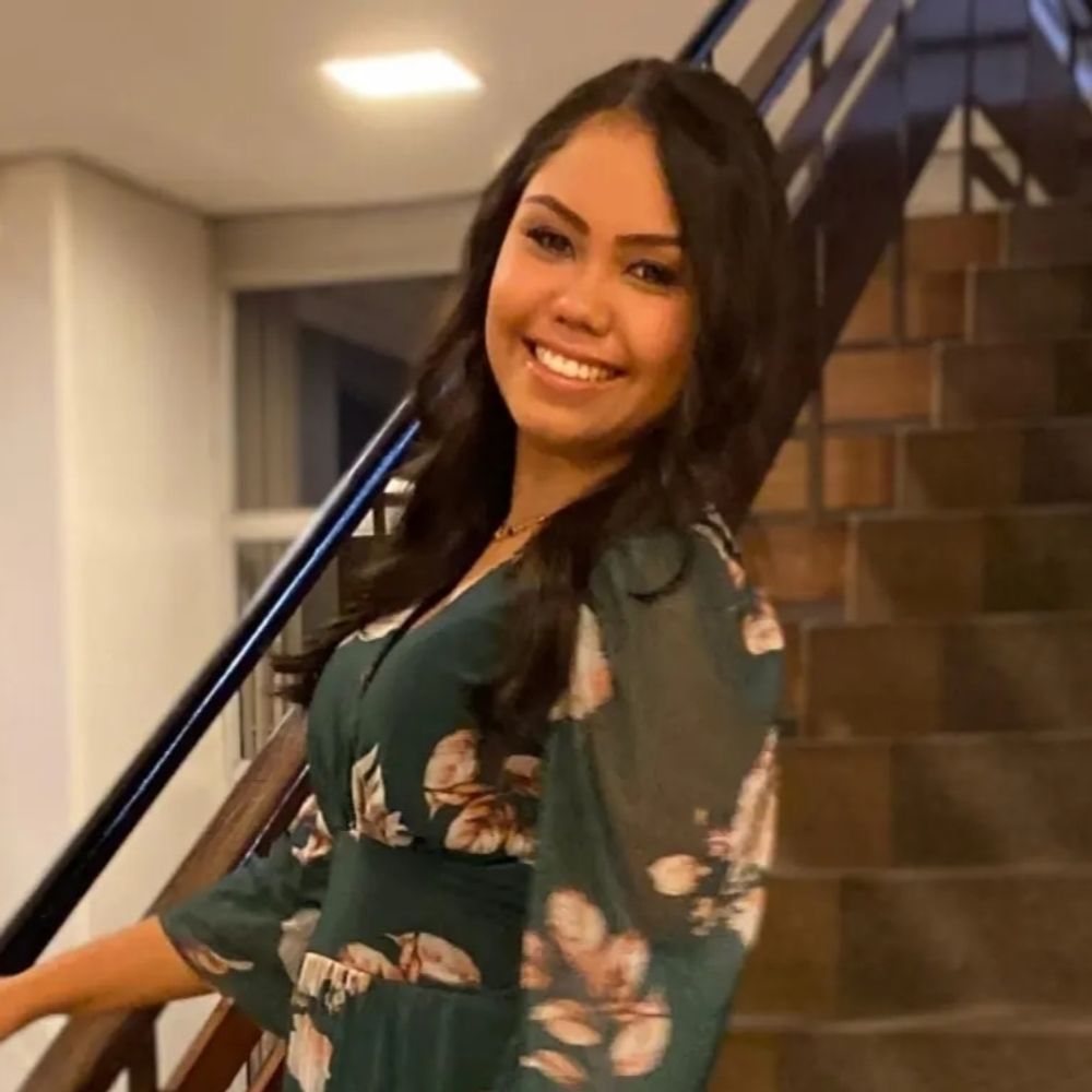 Lena Menezes