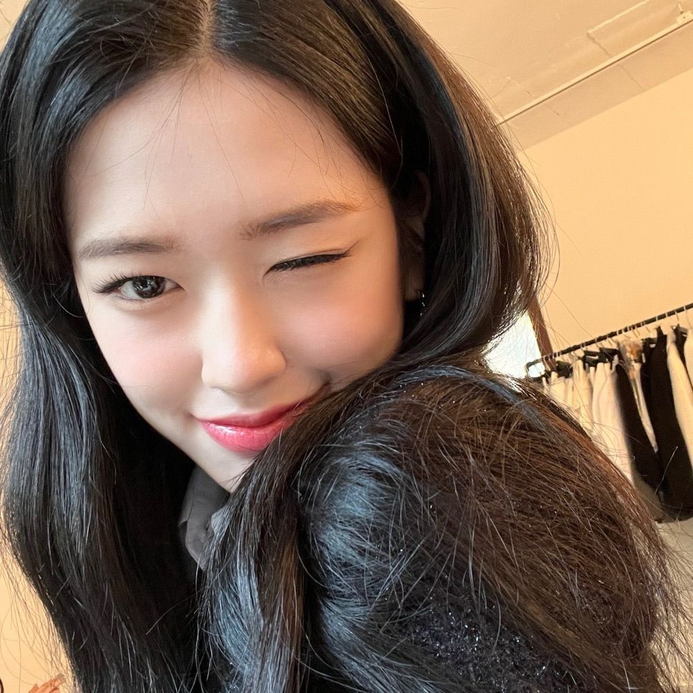 lau<3yujin