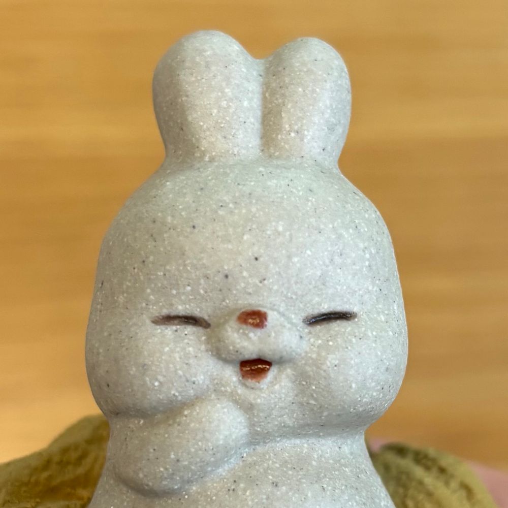 혦