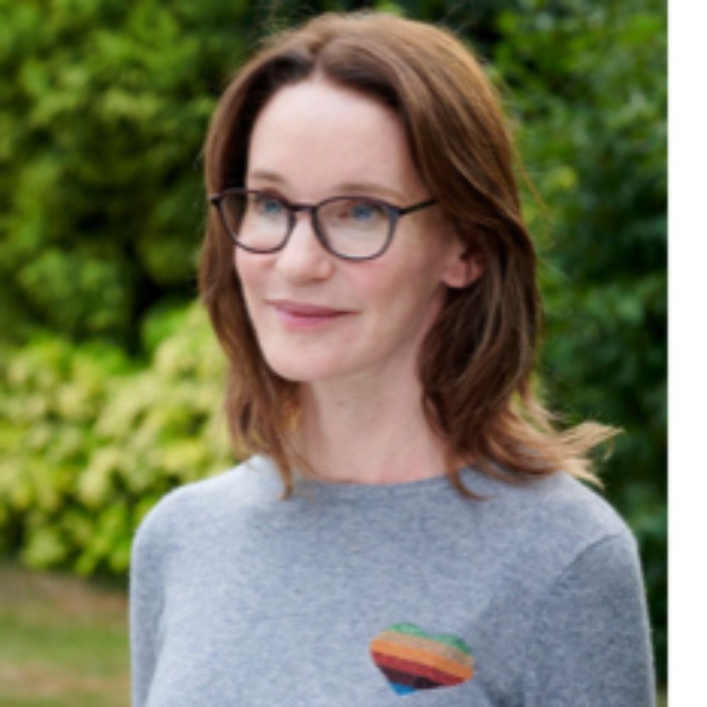 Susie Dent's avatar