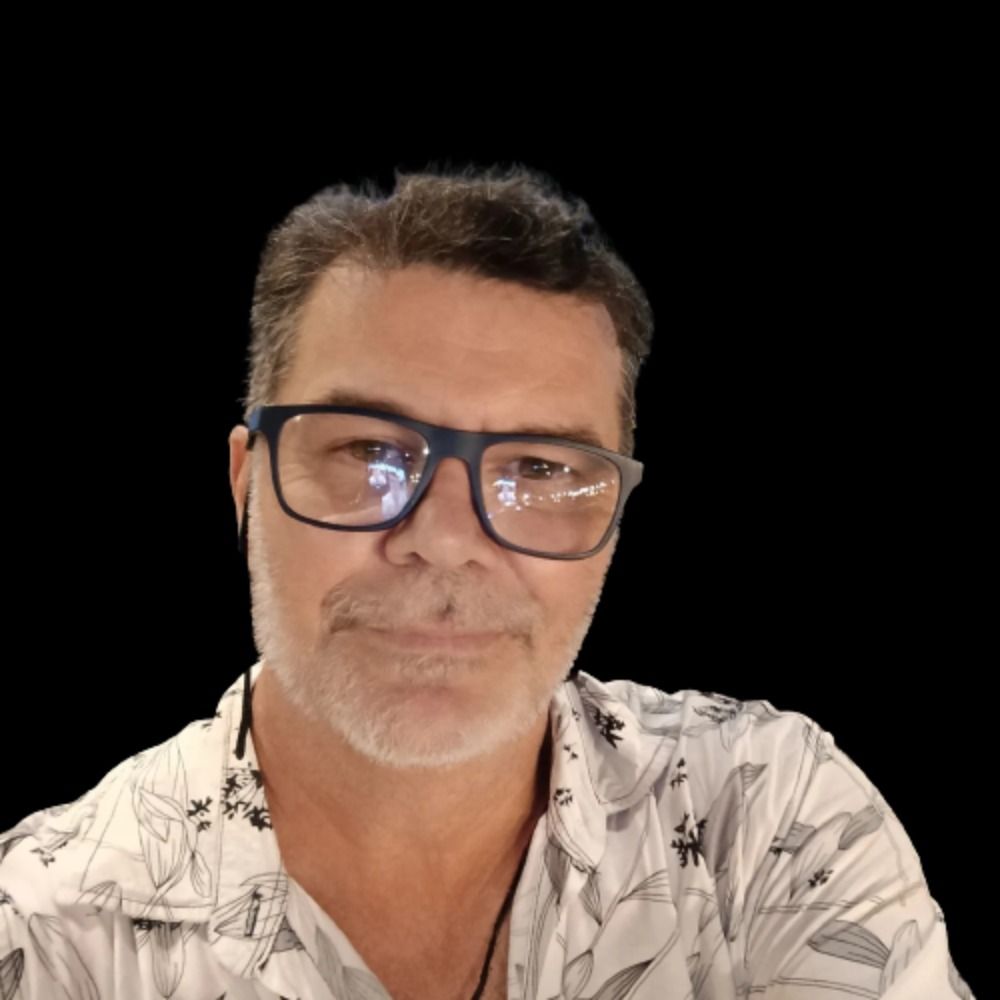 Edney Mesquita (Psicanalista de ESQUERDA) 