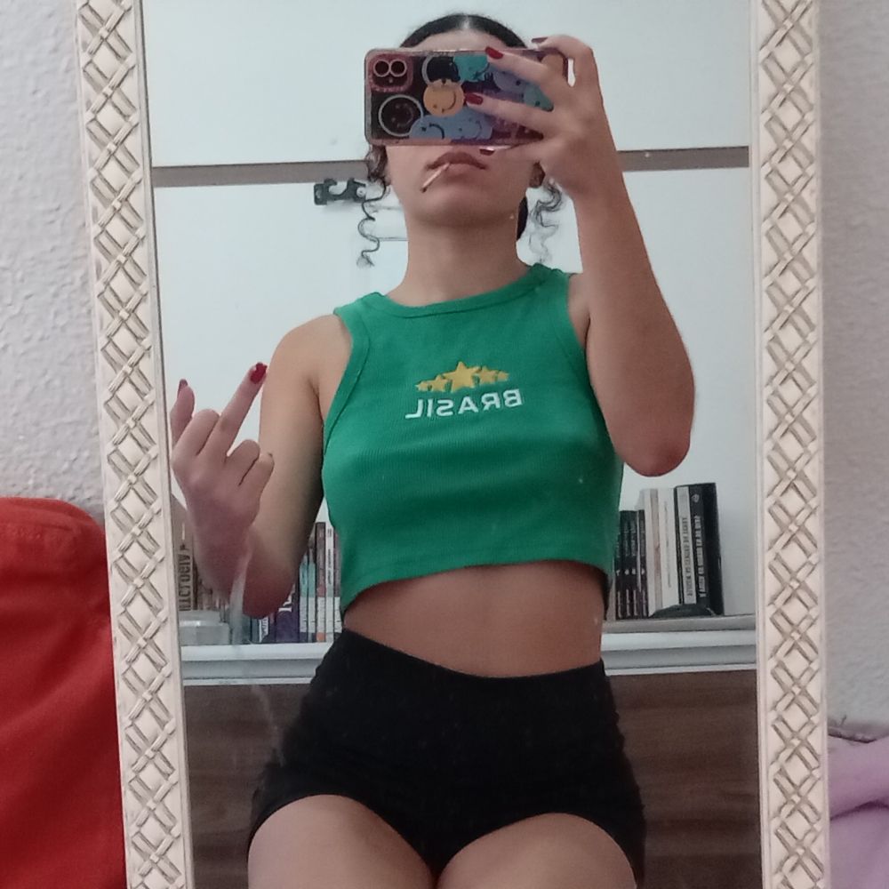 deusa lary ☆