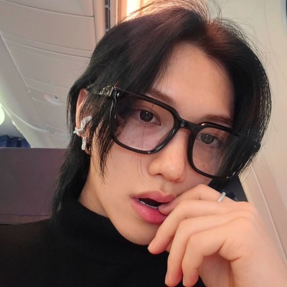 —𝐹𝐸𝐿𝐼𝑋