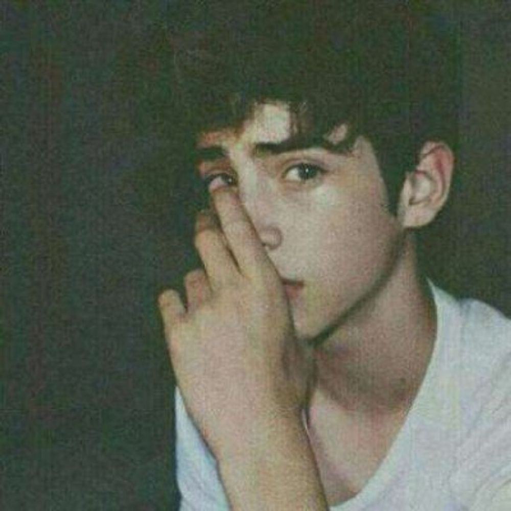 J·H