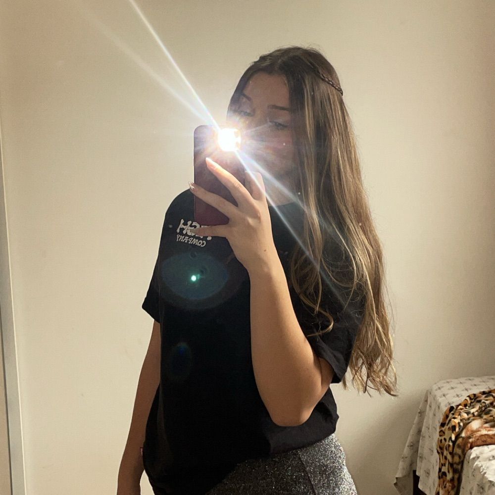 thayná