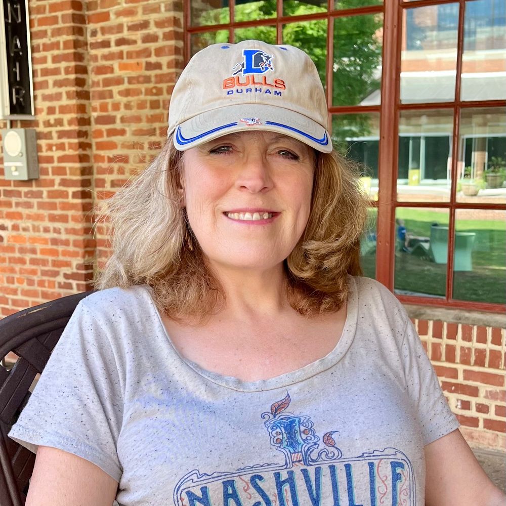 midge-mmm.bsky.social