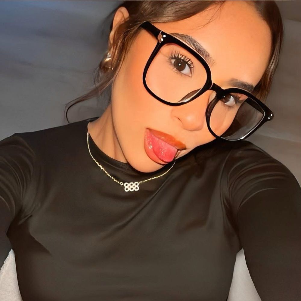 Gigi Gonzalez 🦋