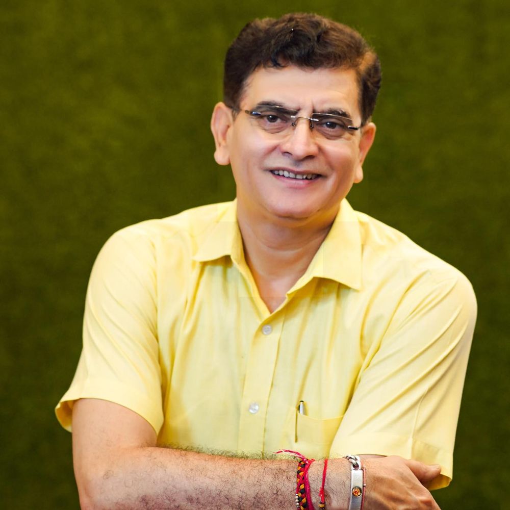 Ajay Shukla अजय शुक्ल اجے شکلا