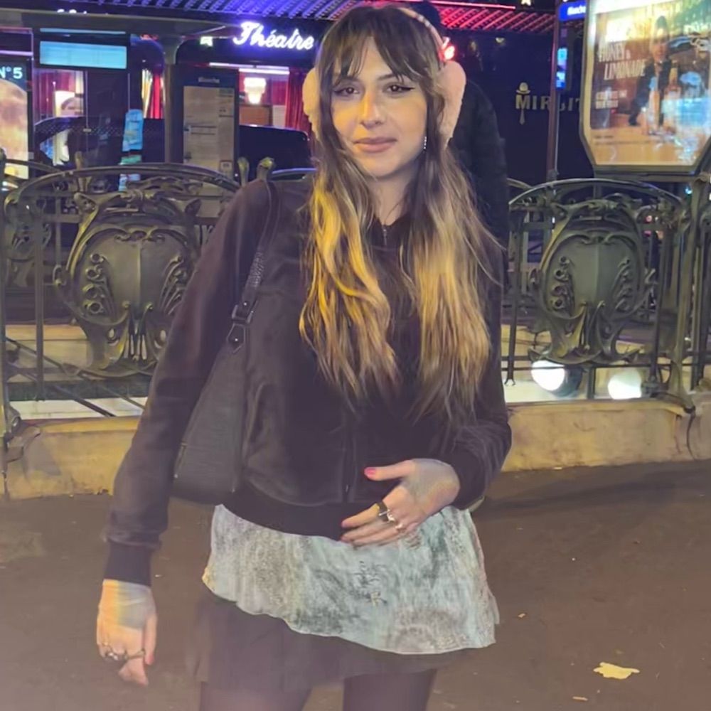 Lola Levent <3