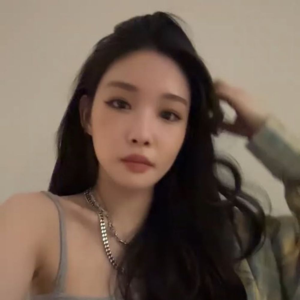 리 lee 𐙚 kch's web gf