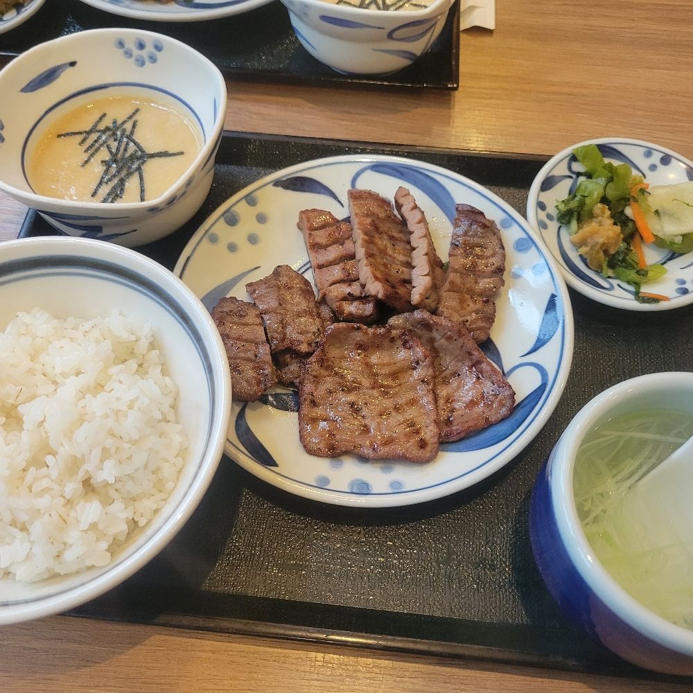 車輪からヒバチ