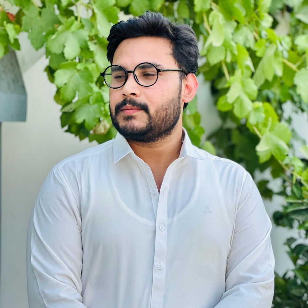 Dr Ali Shan Arshad 👨‍⚕️( Nutritionist & Dietitian)