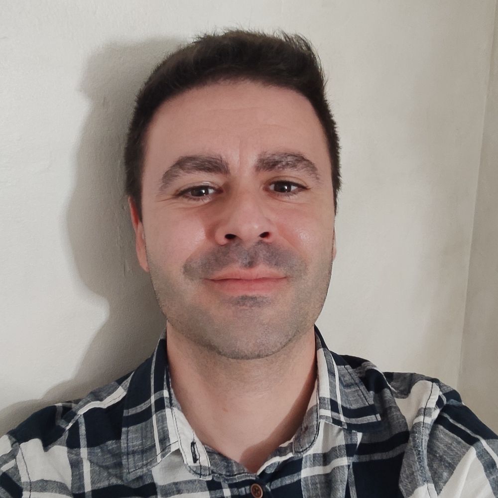 Carlos Flores Melguizo