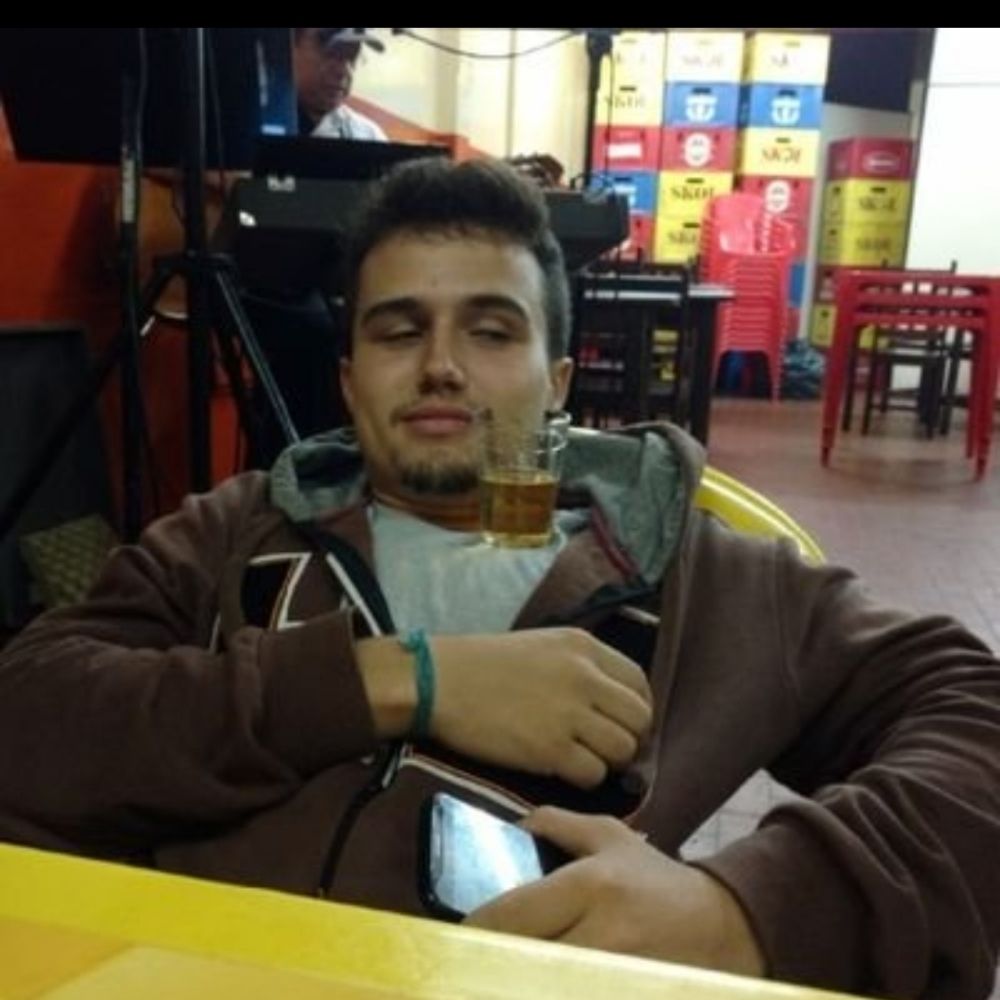 DJ Henrique de Ferraz no app da borboleta