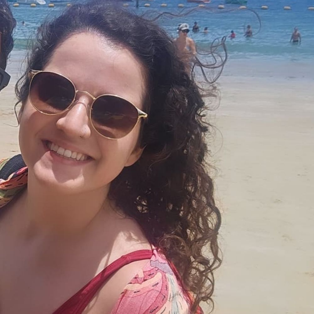 Bruna Alb