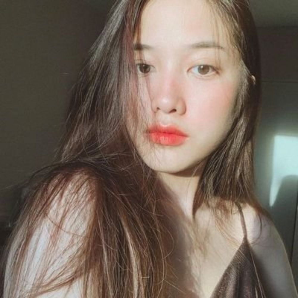 m. 🌷