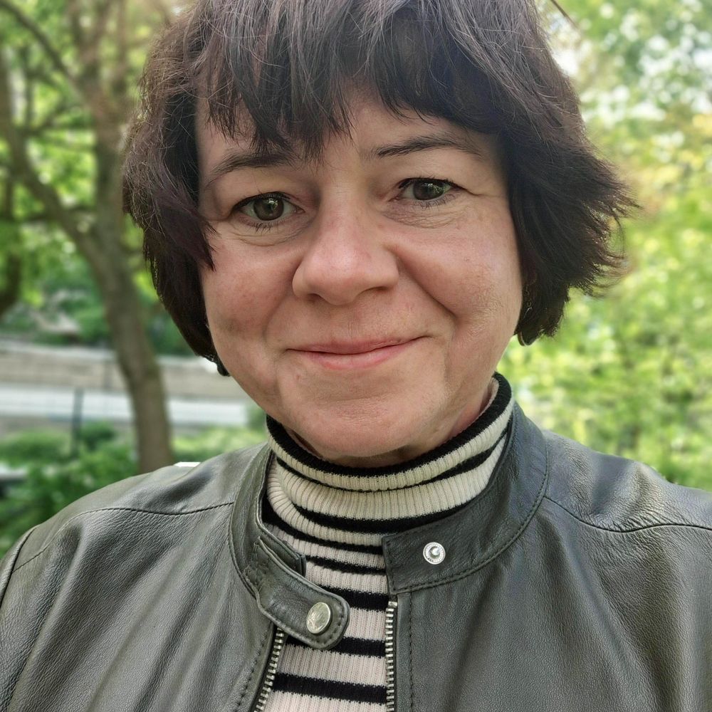 Frau Şenayd