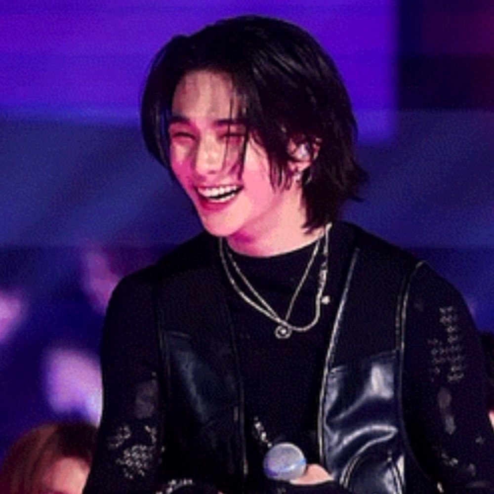 Yari ✨|Hyunjin's gf