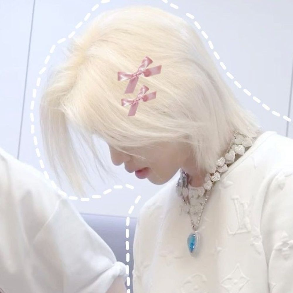 °. 𖣠 𝑠𝑜𝑠𝑜ׁ𐙚 . °