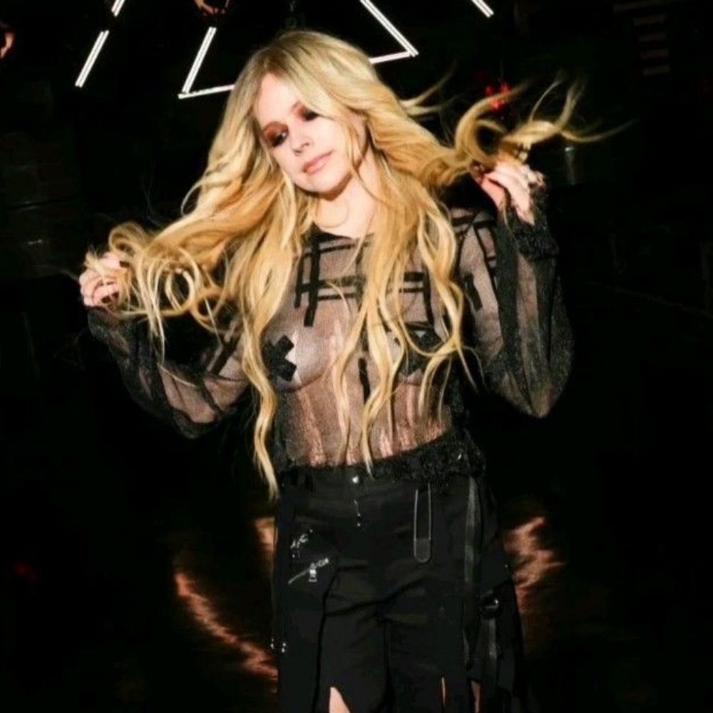 Avril Lavigne Pics 