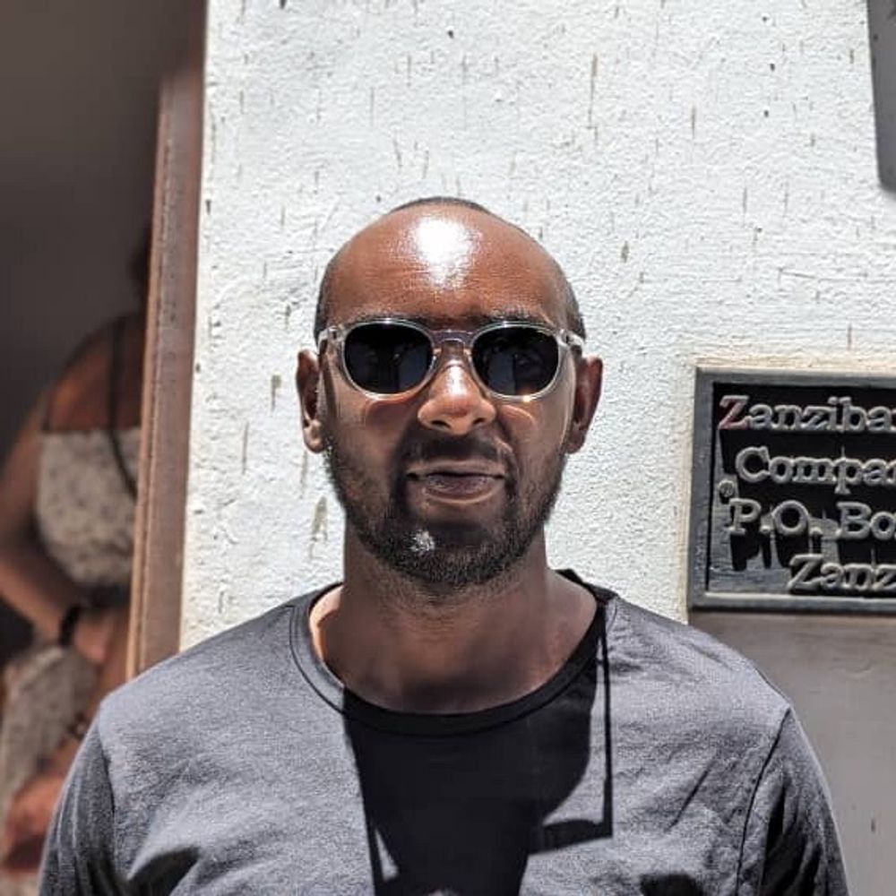 Kwezi Tabaro