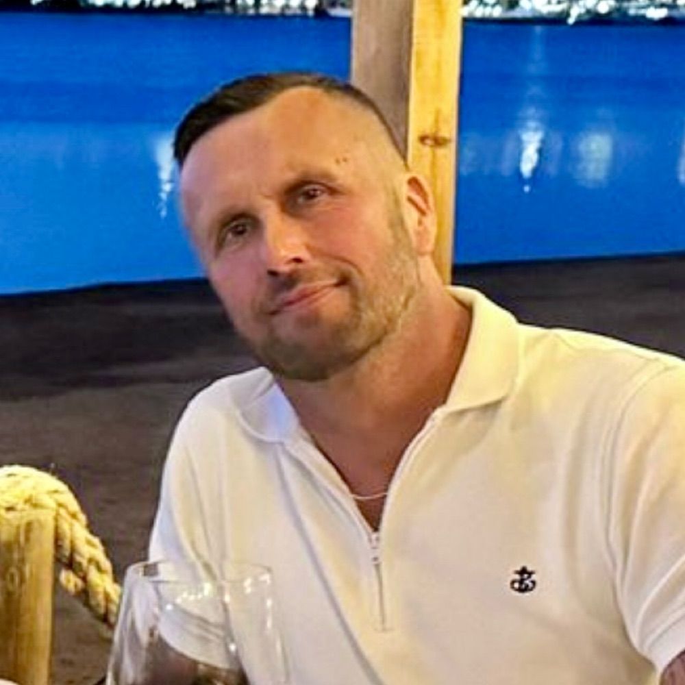 Steven Crabb