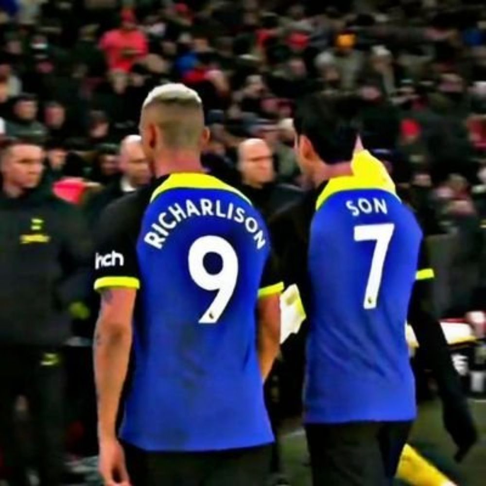 Lìlí⁷ ✿ Central RicharliSonny