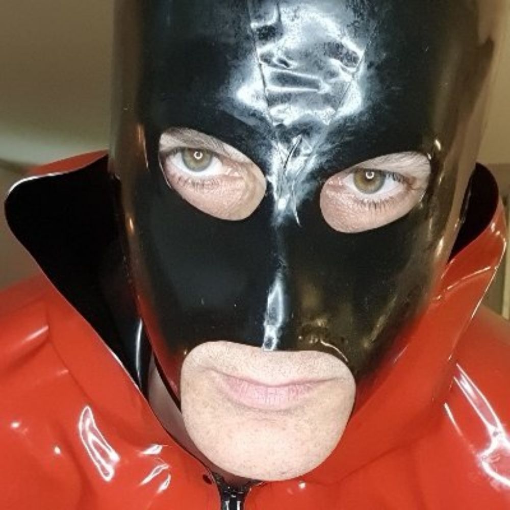 RubberEdNL aka Pup Castor