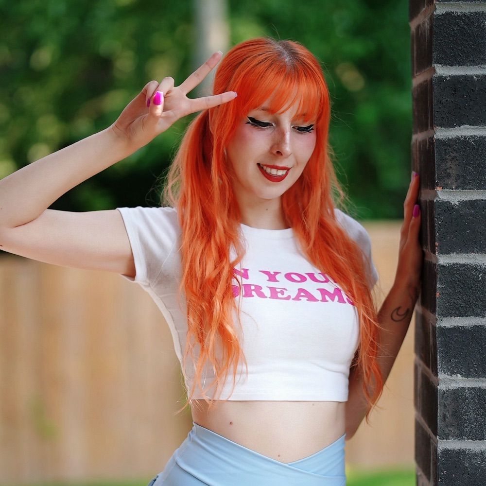 loosh ✨ Cosplayer • Streamer