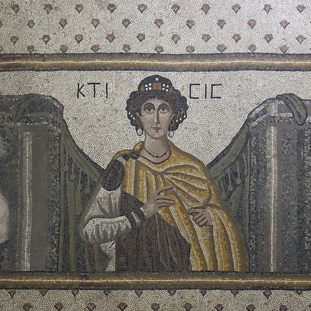 Women and Architecture in Antiquity