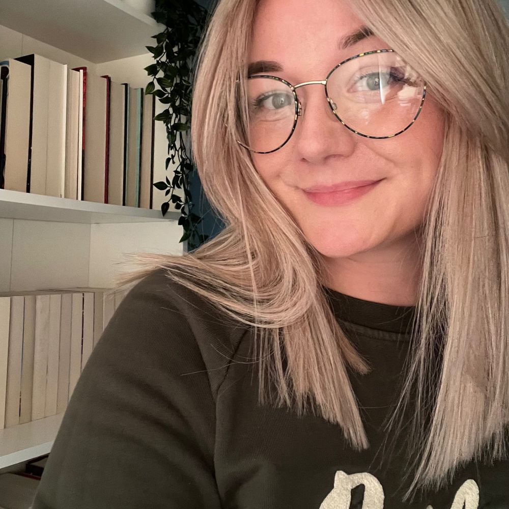 Becky | Booksky