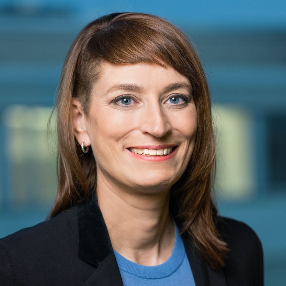 Karen Naundorf
